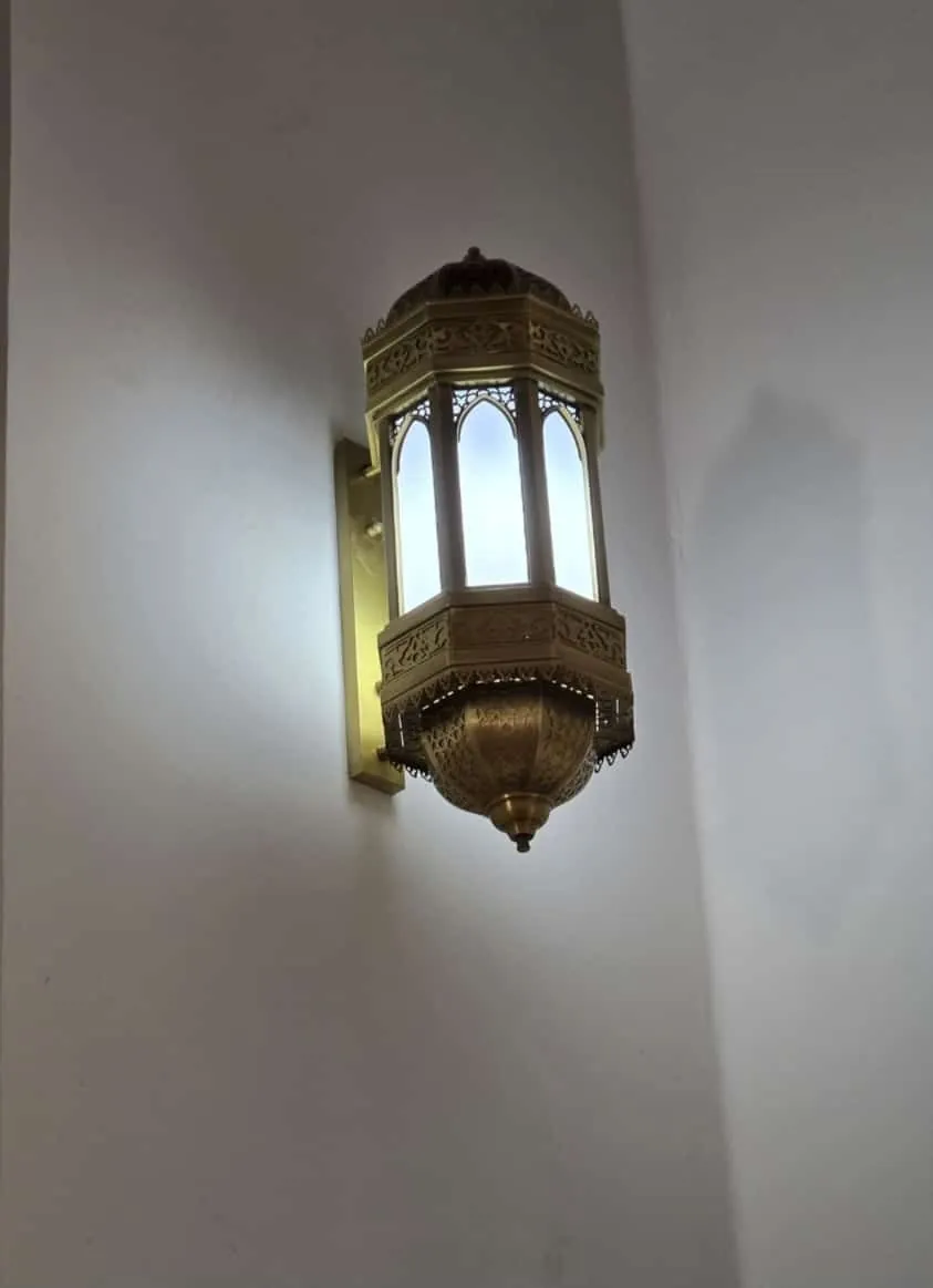 Kâbe Tipi Pirinç Fener Avize — detay görünüm 5