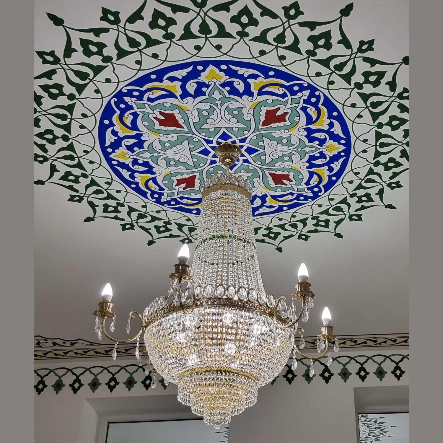 Küçük boy sepet formlu kristal cami avizesi