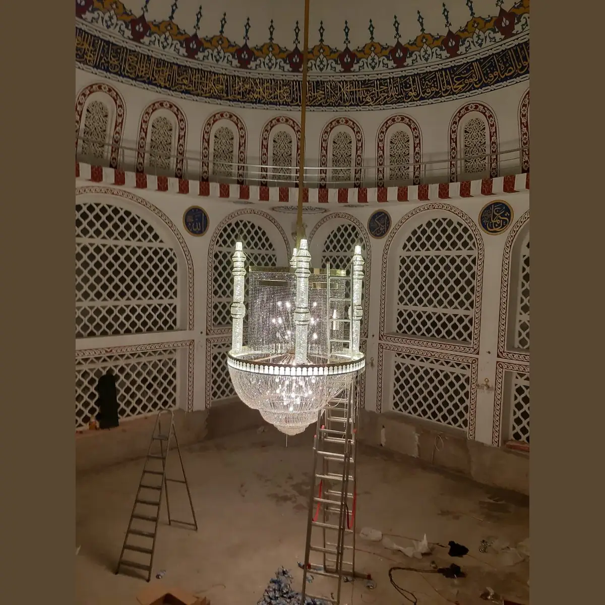 Lustre en cristal à minarets