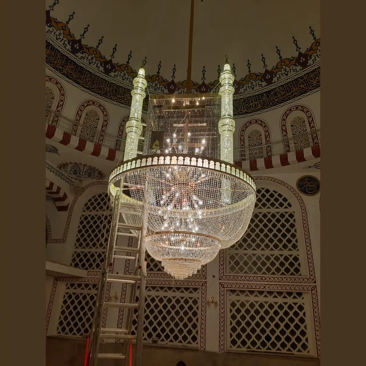 Minareli kutulu kristal cami avizesi